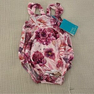 NWT Posh Peanut Bamboo Ruffled Cap Sleeve Bubble Romper in Amira Floral 12-18M
